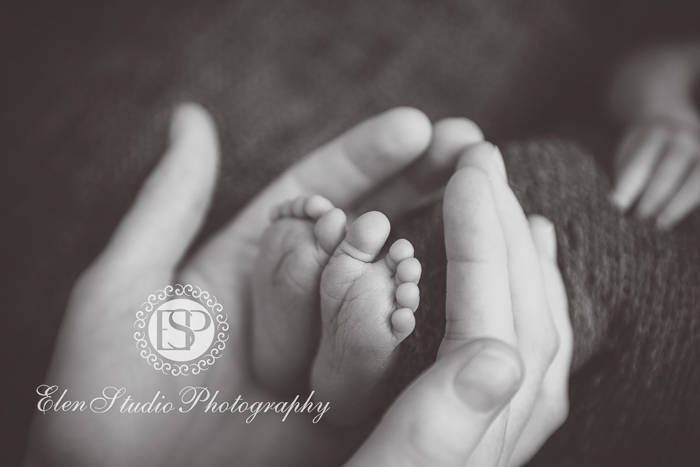 Newborn-Photographer-Derby-ORW10-Elen-Studio-Photography-019