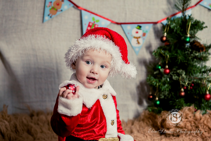 christmas-baby-shoot-in-derby-web-06