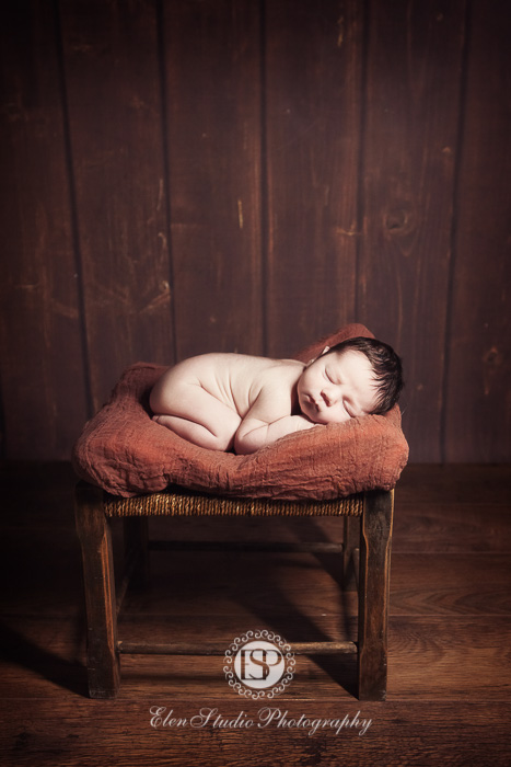 Newborn-photography-studio-Derby-AGN-Elen-Studio-Photography-42