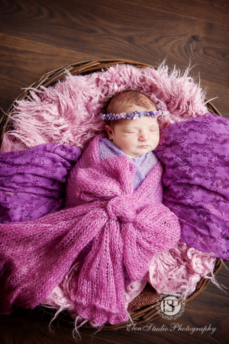 newborn-baby-girl-4-days-derby-Elen-Studio-Photography-012-web