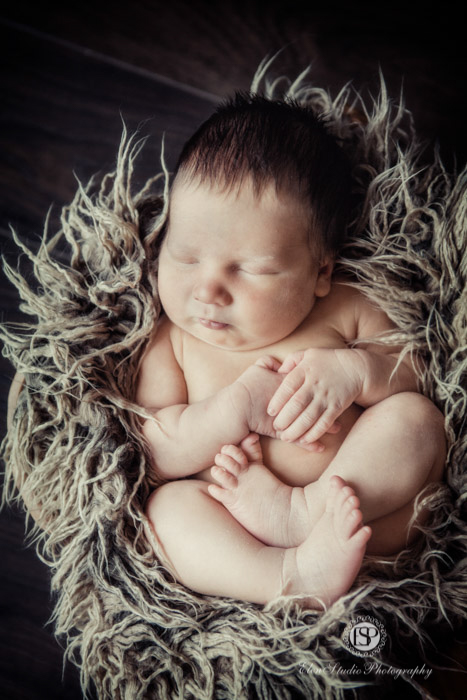 derbyshire-newborn-photographers-Elen-Studio-Photography-05